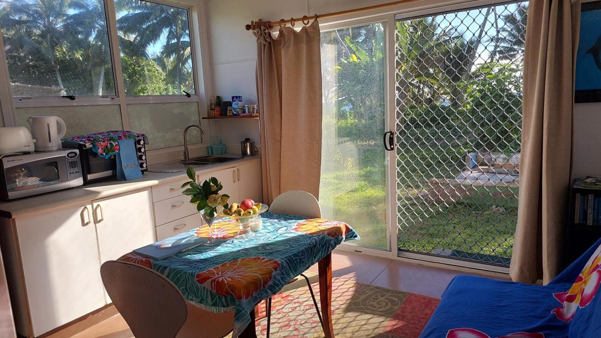 Barefoot Base Tupapa Apartment Rarotonga Exterior photo