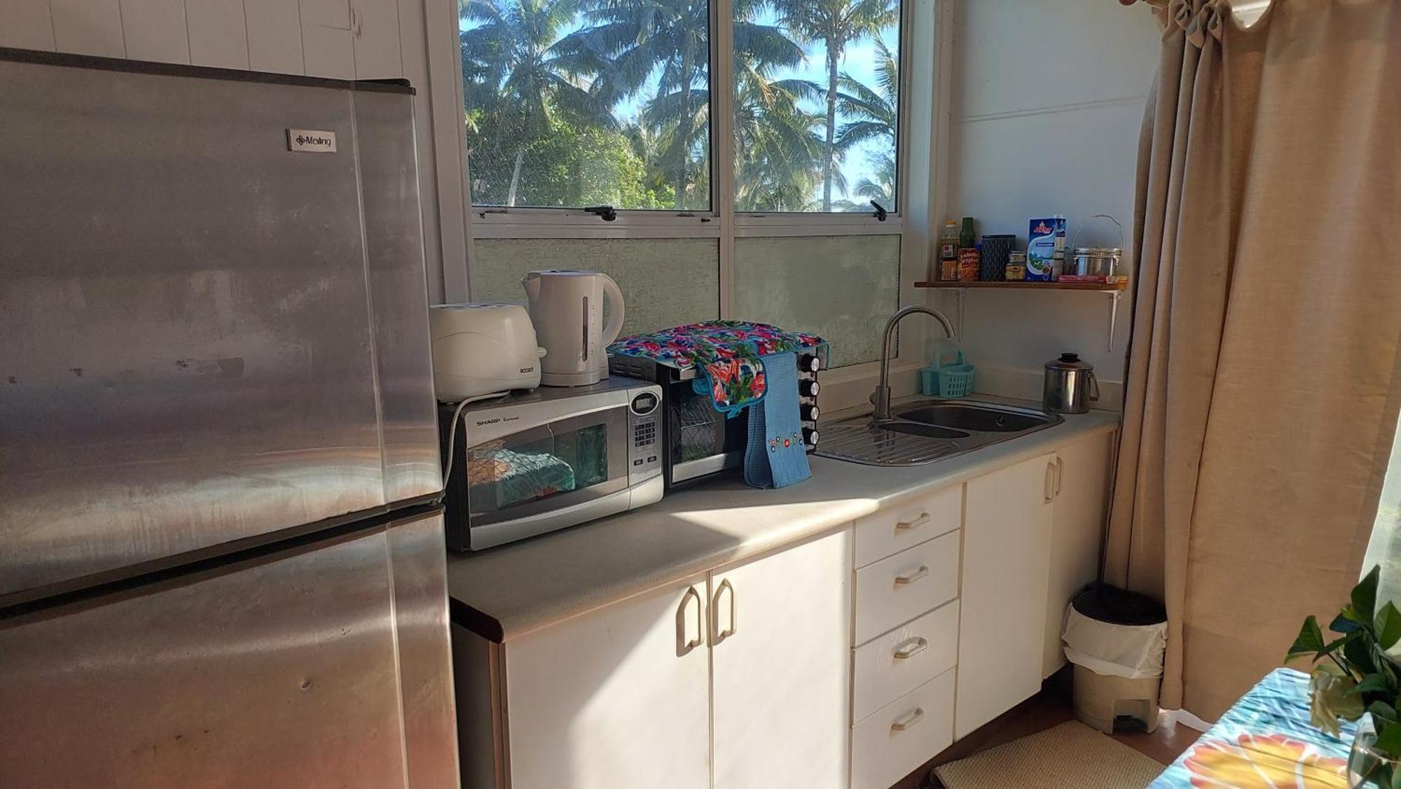 Barefoot Base Tupapa Apartment Rarotonga Exterior photo